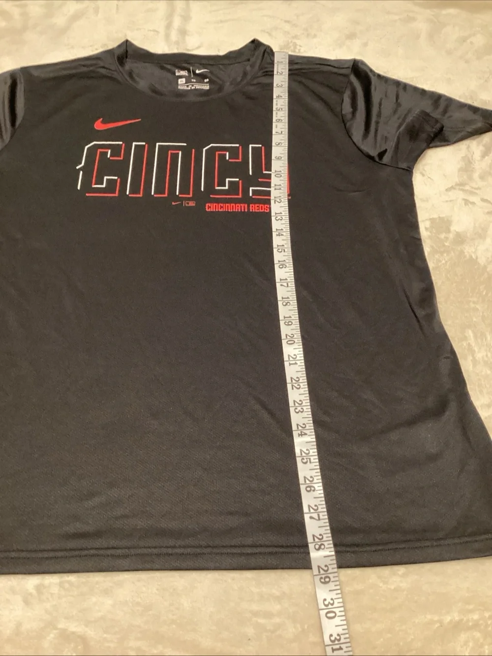 Nike Black Short-Sleeve 'CINCY' Graphic Tee with Red Accents